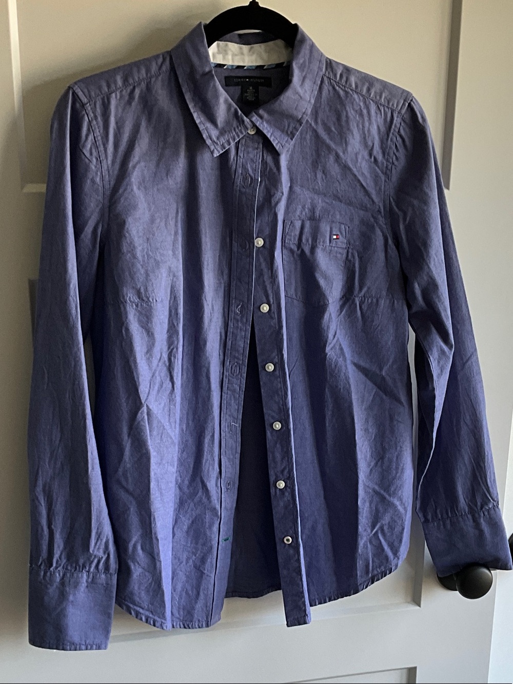 Tommy Hilfiger Women’s Purple Long-Sleeve Button-Down Shirt